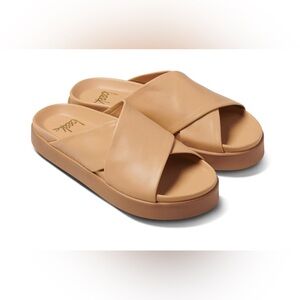 Beek tan beach Hen leather platform sandals